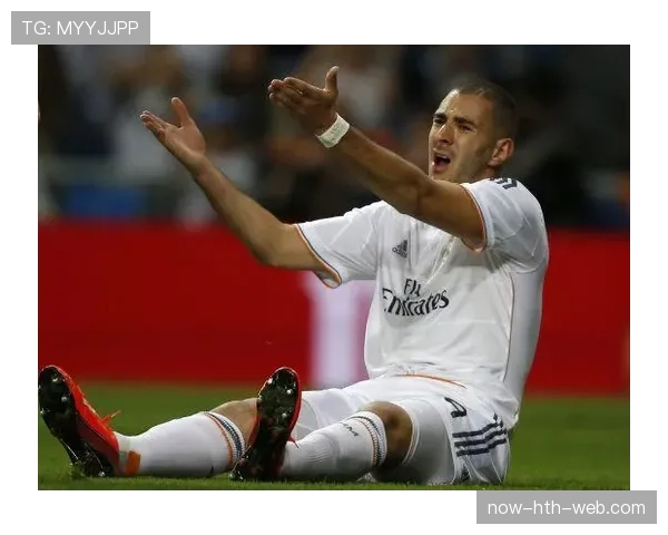 本泽马状态下滑背后：年龄增长如何影响其竞技表现？